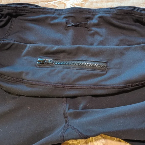 LOW START Lululemon Bundle Swiftly Racerback Tank and Black Crops Sz 8 - Picture 10 of 11